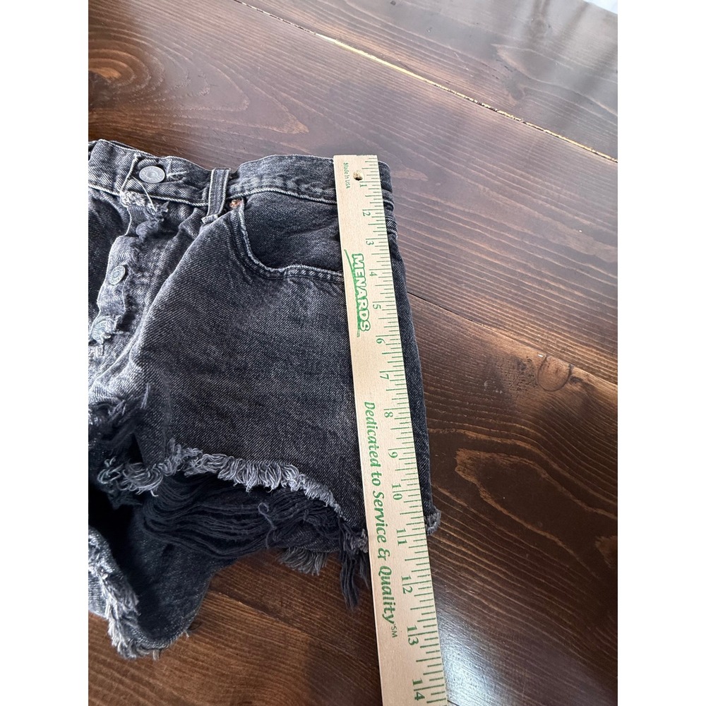 Levis 501 Original Button Fly High Waisted Distressed Black Denim Short 26 Women - Picture 6 of 11